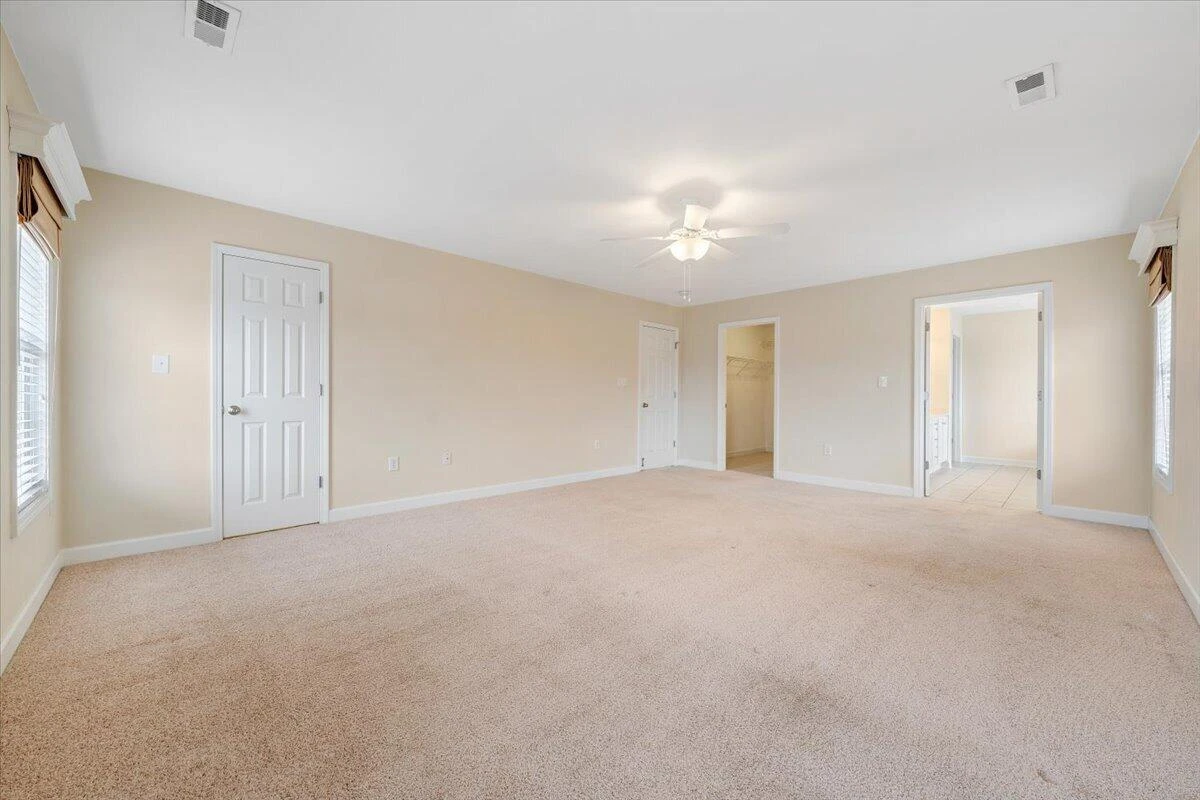 2324 Foxfield LN - Photo 44