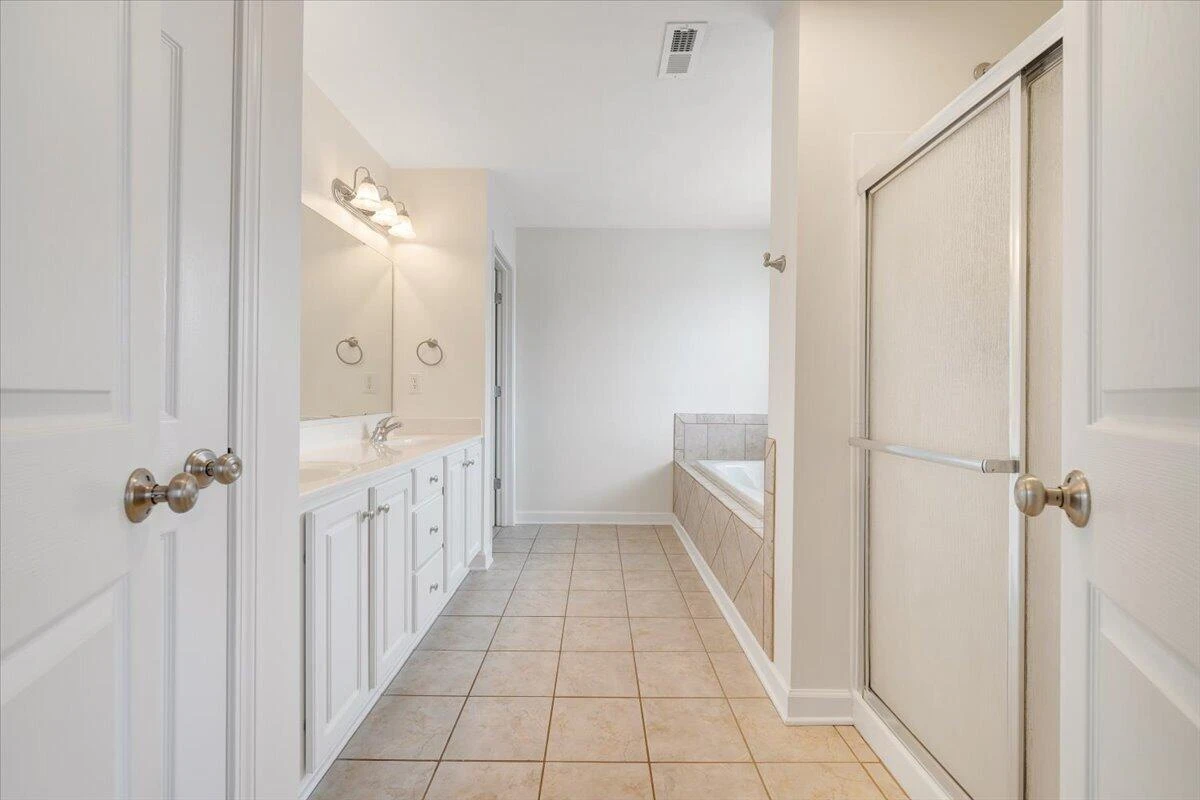 2324 Foxfield LN - Photo 46