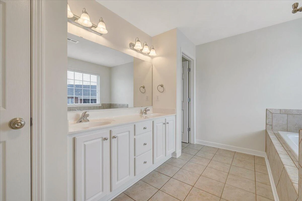 2324 Foxfield LN - Photo 47