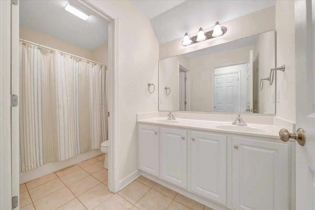 2324 Foxfield LN - Photo 56