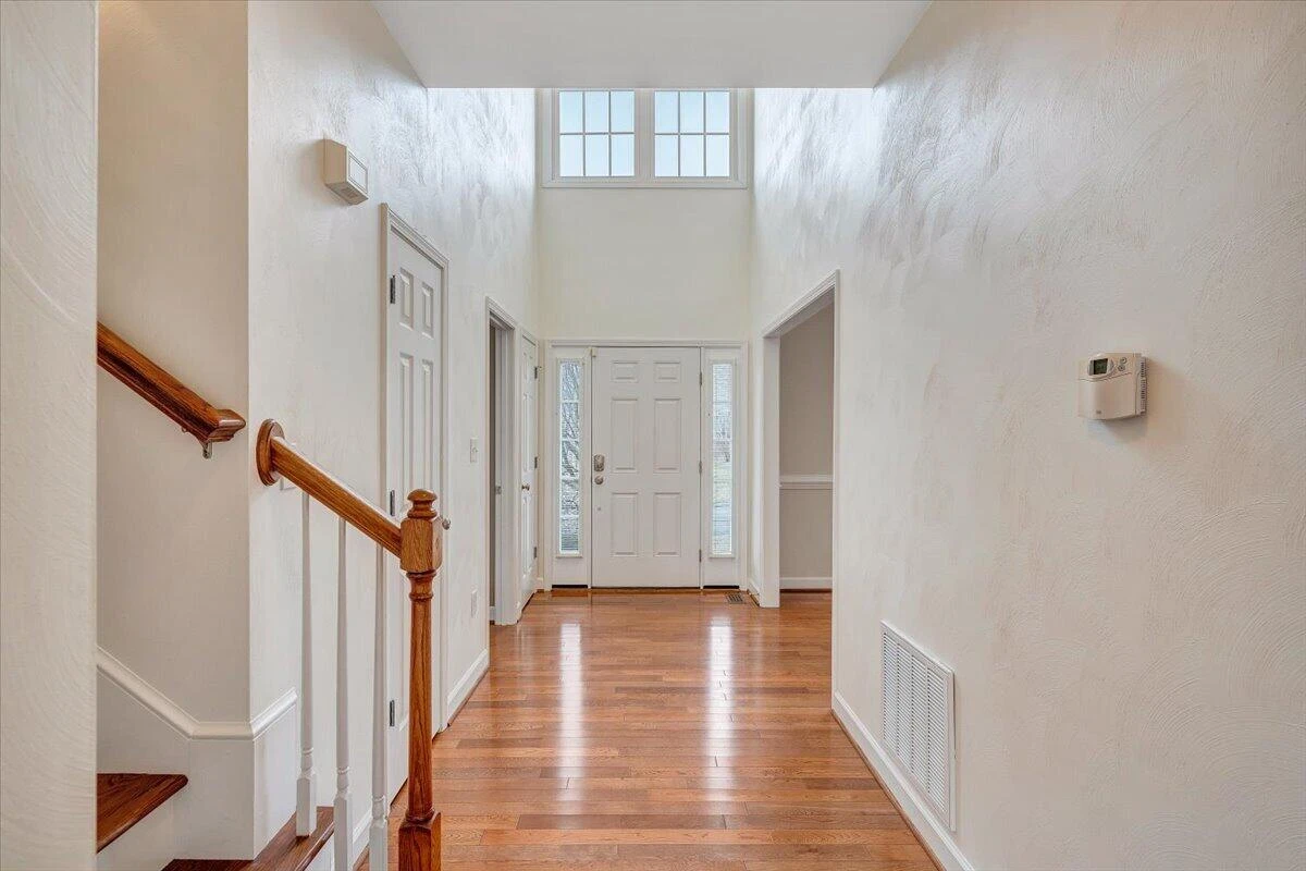 2324 Foxfield LN - Photo 7