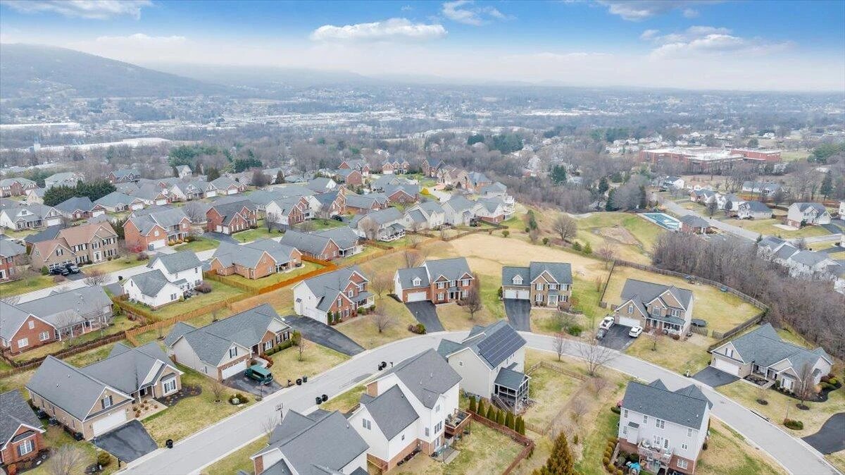 2324 Foxfield LN - Photo 80