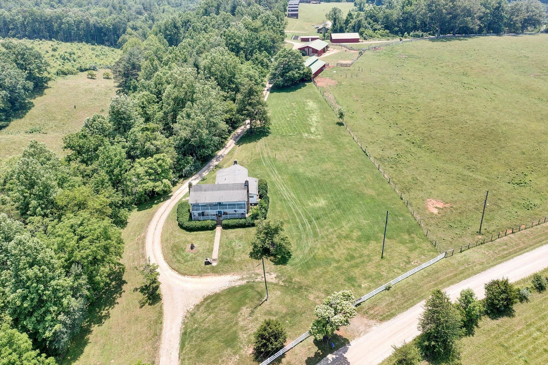 2446 DEER RUN RD - Photo 7