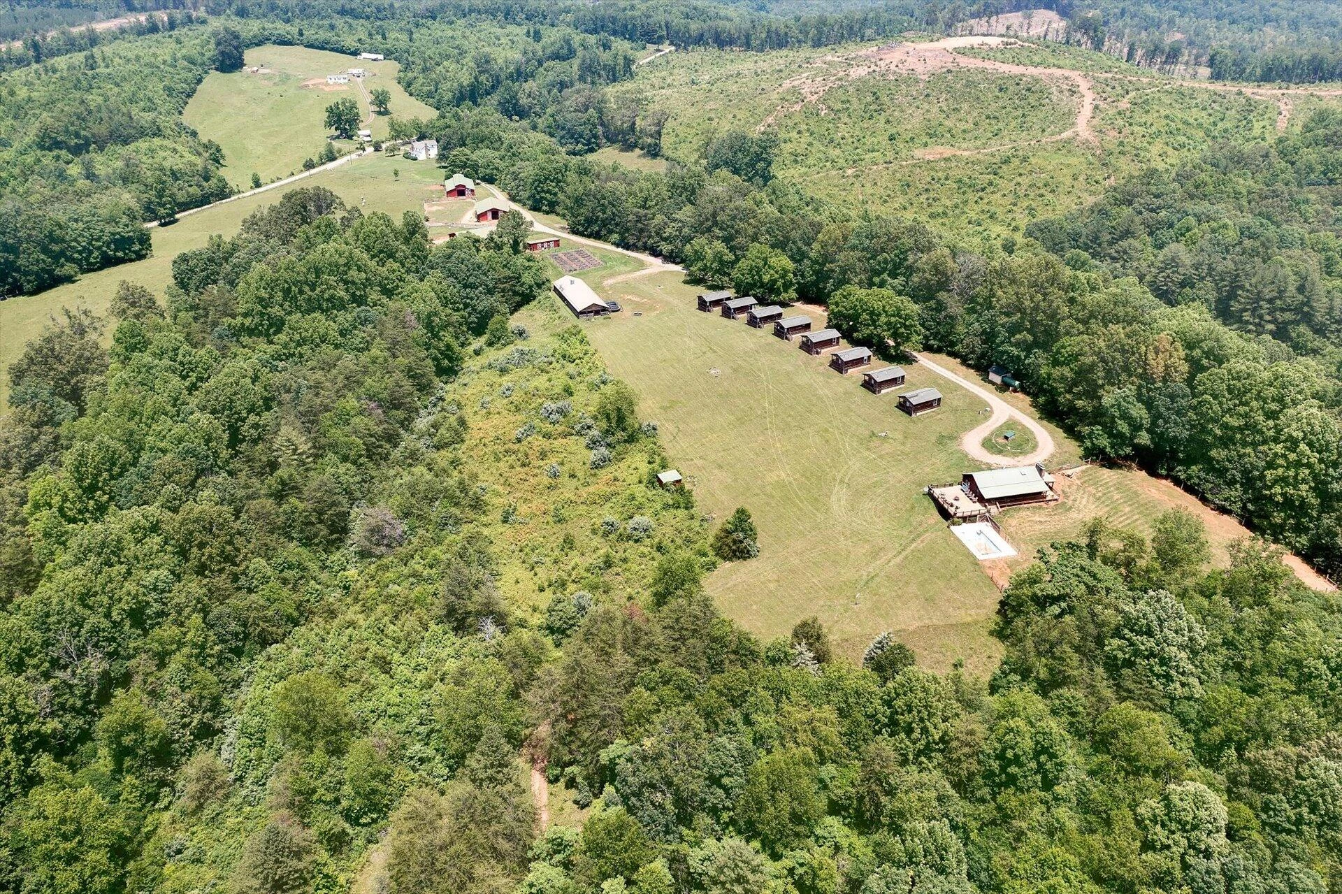 2446 DEER RUN RD