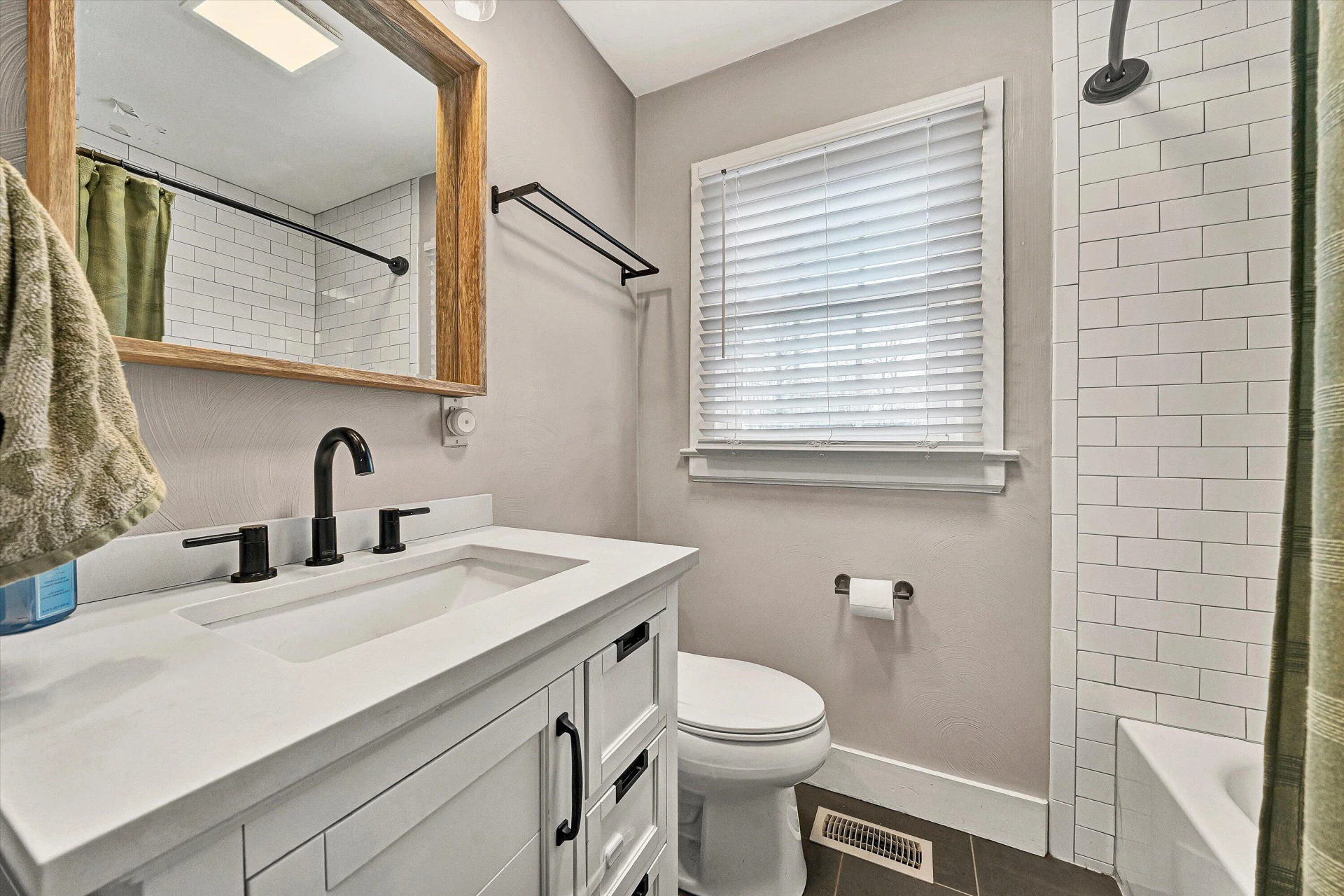 1072 Garner RD - Photo 14