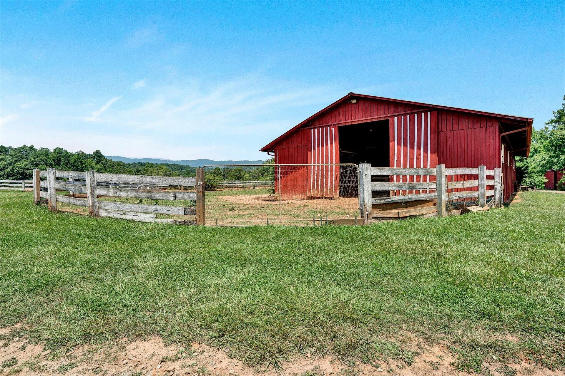 2446 DEER RUN RD - Photo 10