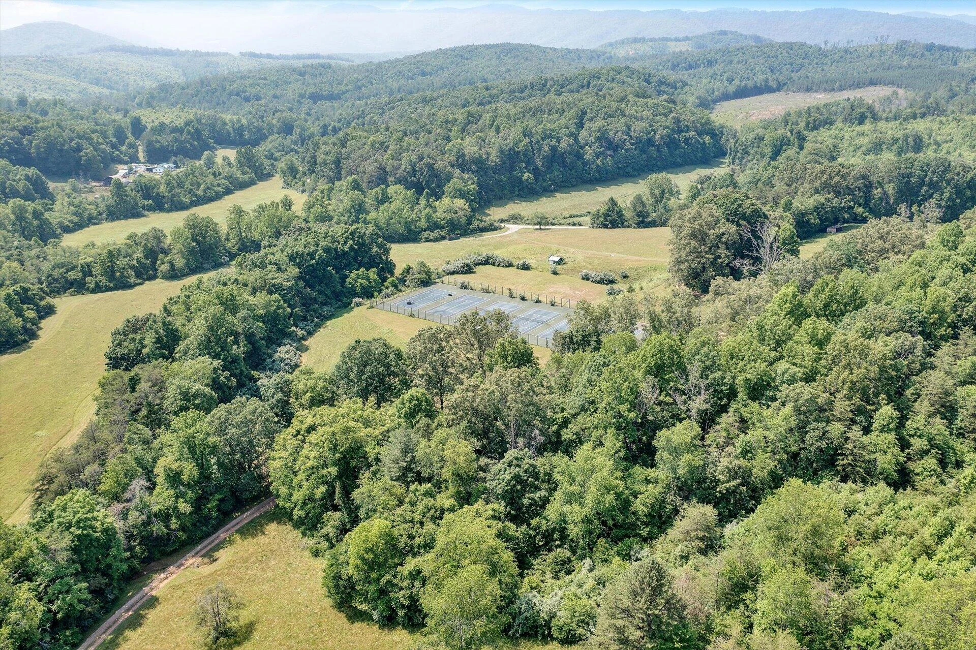 2446 DEER RUN RD - Photo 12