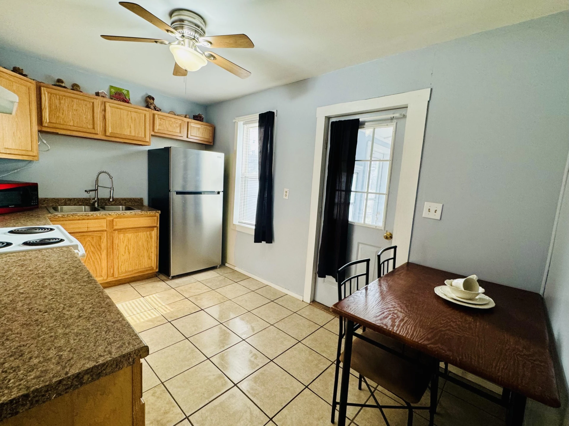 319 E Hazel ST - Photo 11