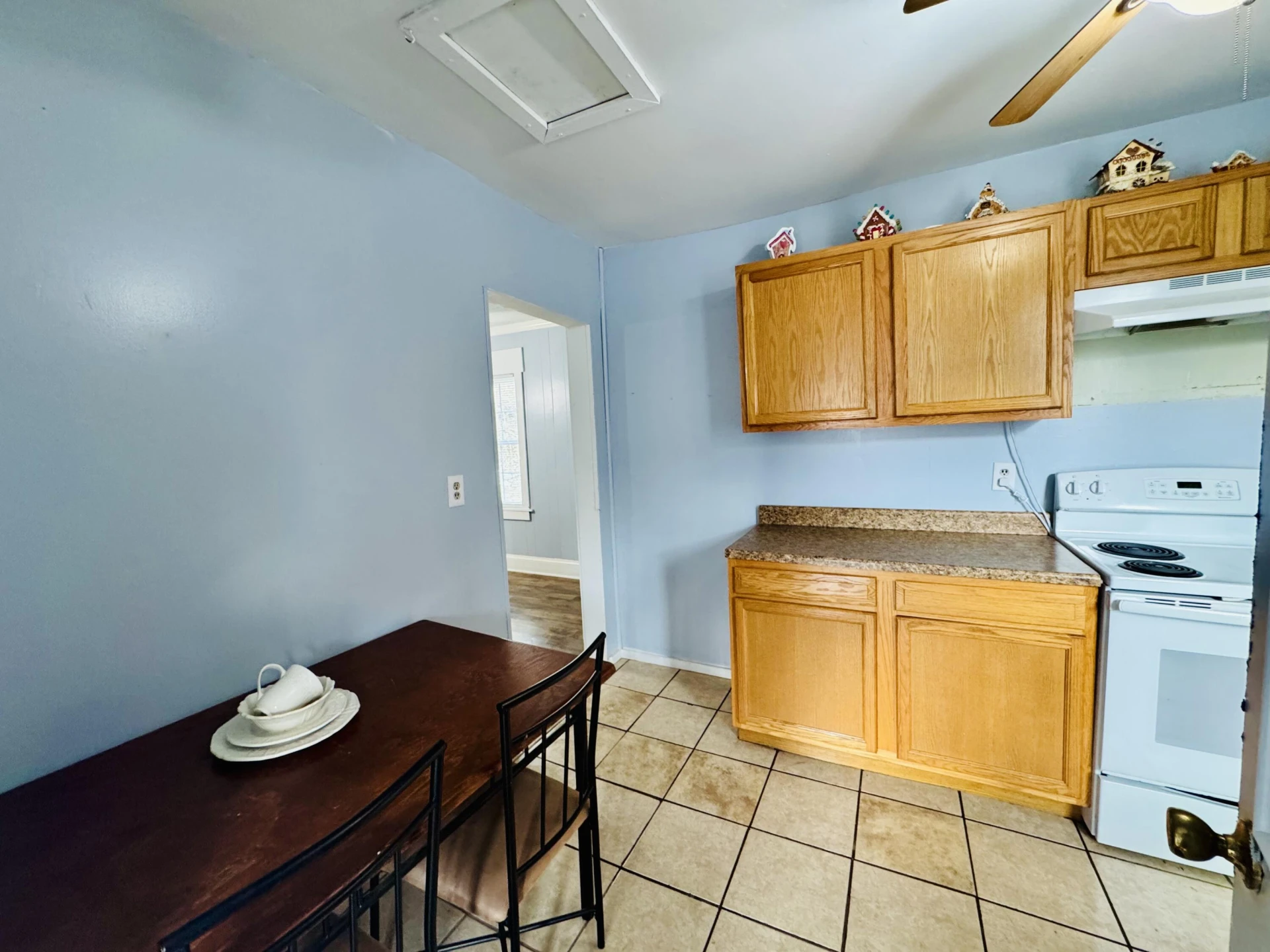 319 E Hazel ST - Photo 13
