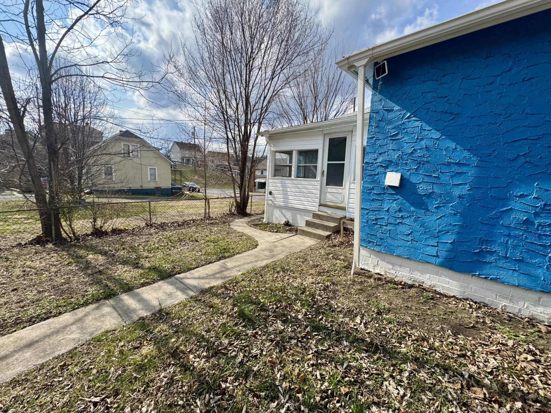 319 E Hazel ST - Photo 21