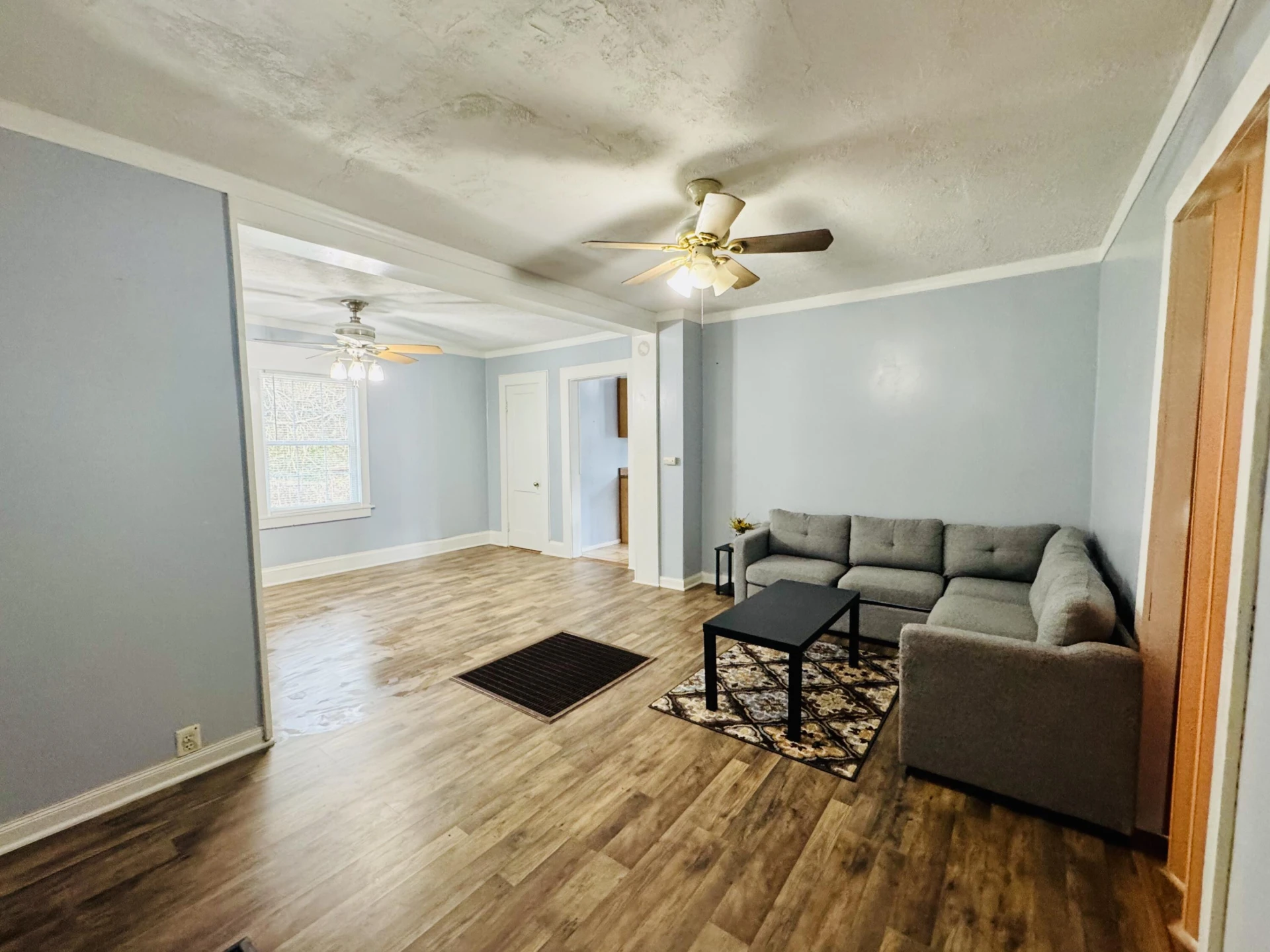 319 E Hazel ST - Photo 4