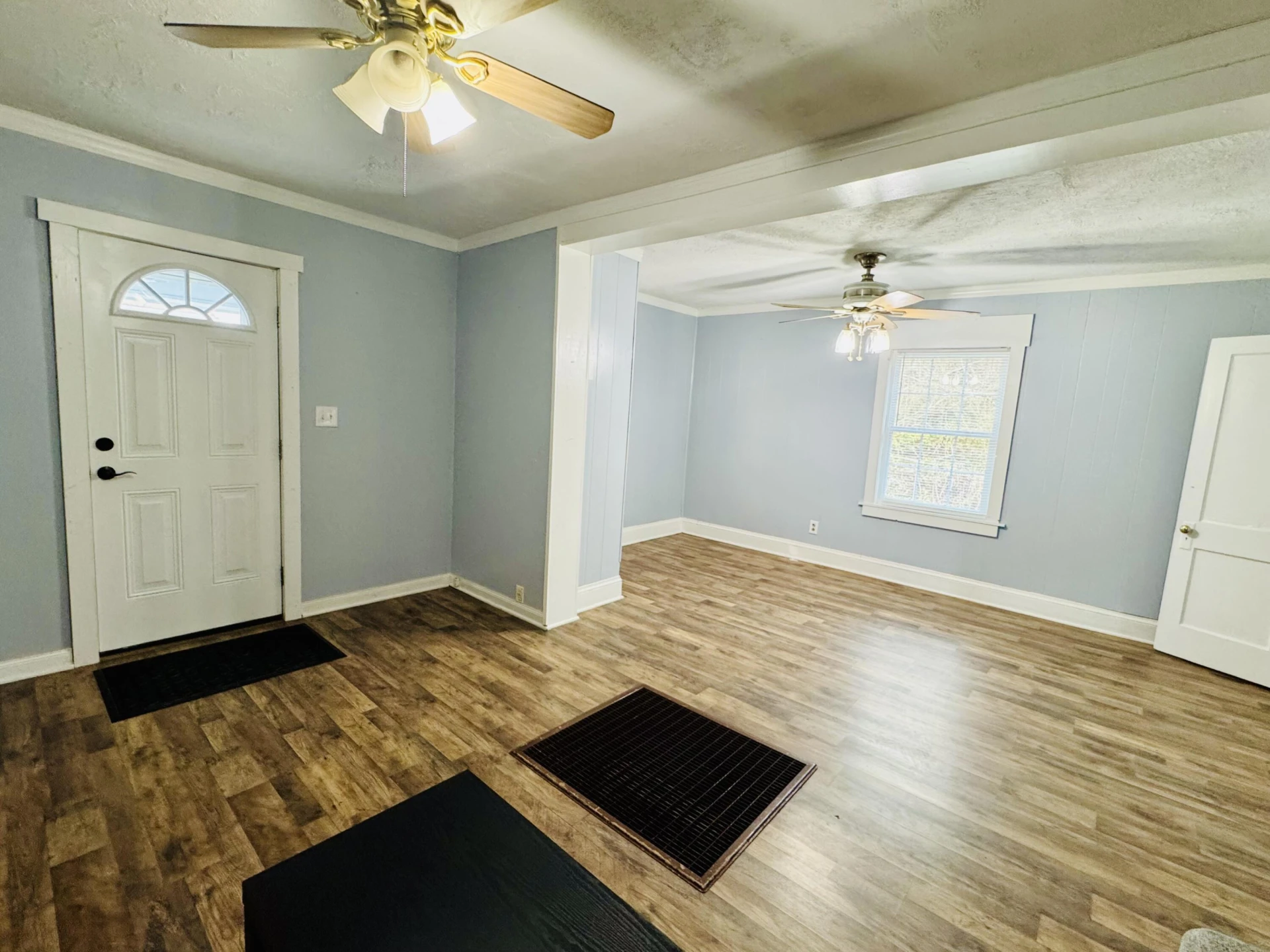 319 E Hazel ST - Photo 5