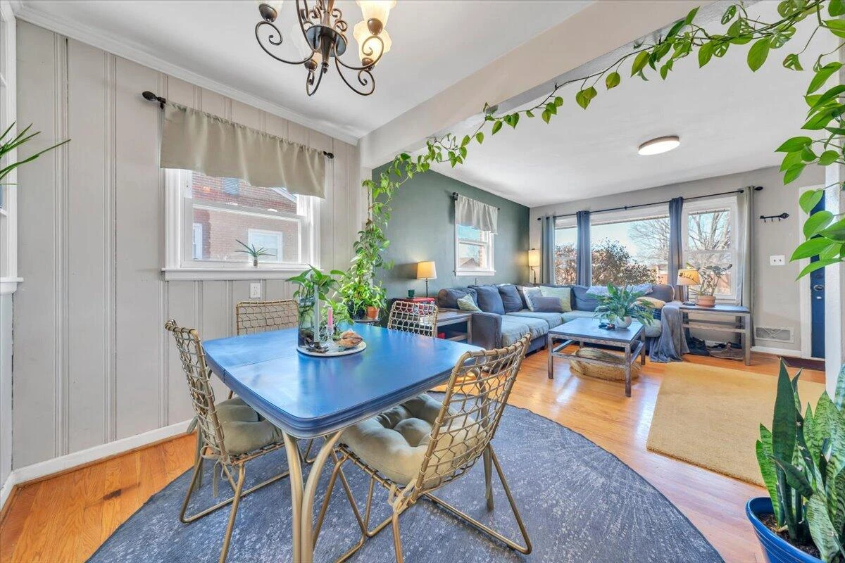 139 Hurst AVE NE - Photo 15