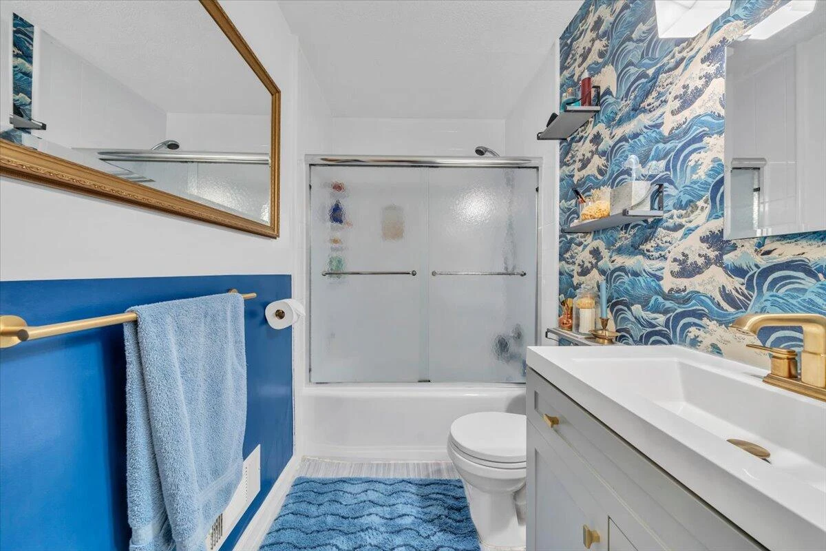 139 Hurst AVE NE - Photo 20