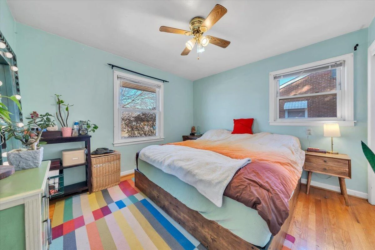 139 Hurst AVE NE - Photo 22