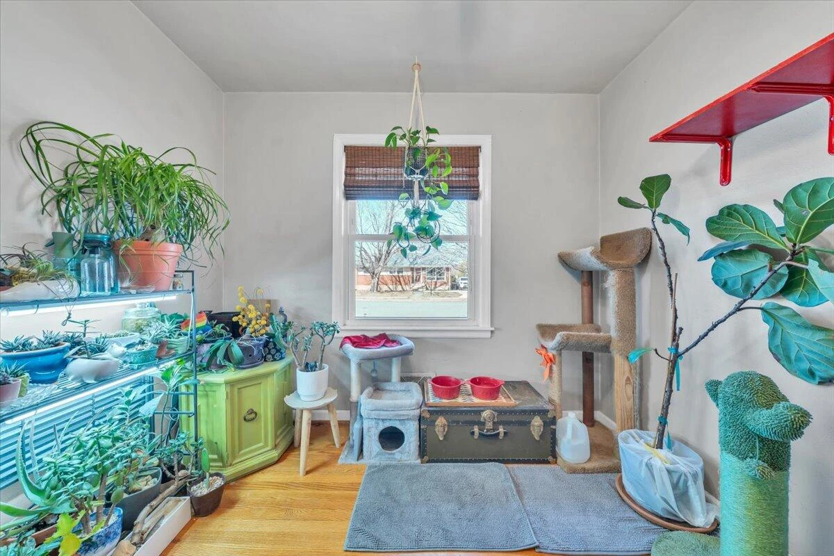 139 Hurst AVE NE - Photo 27