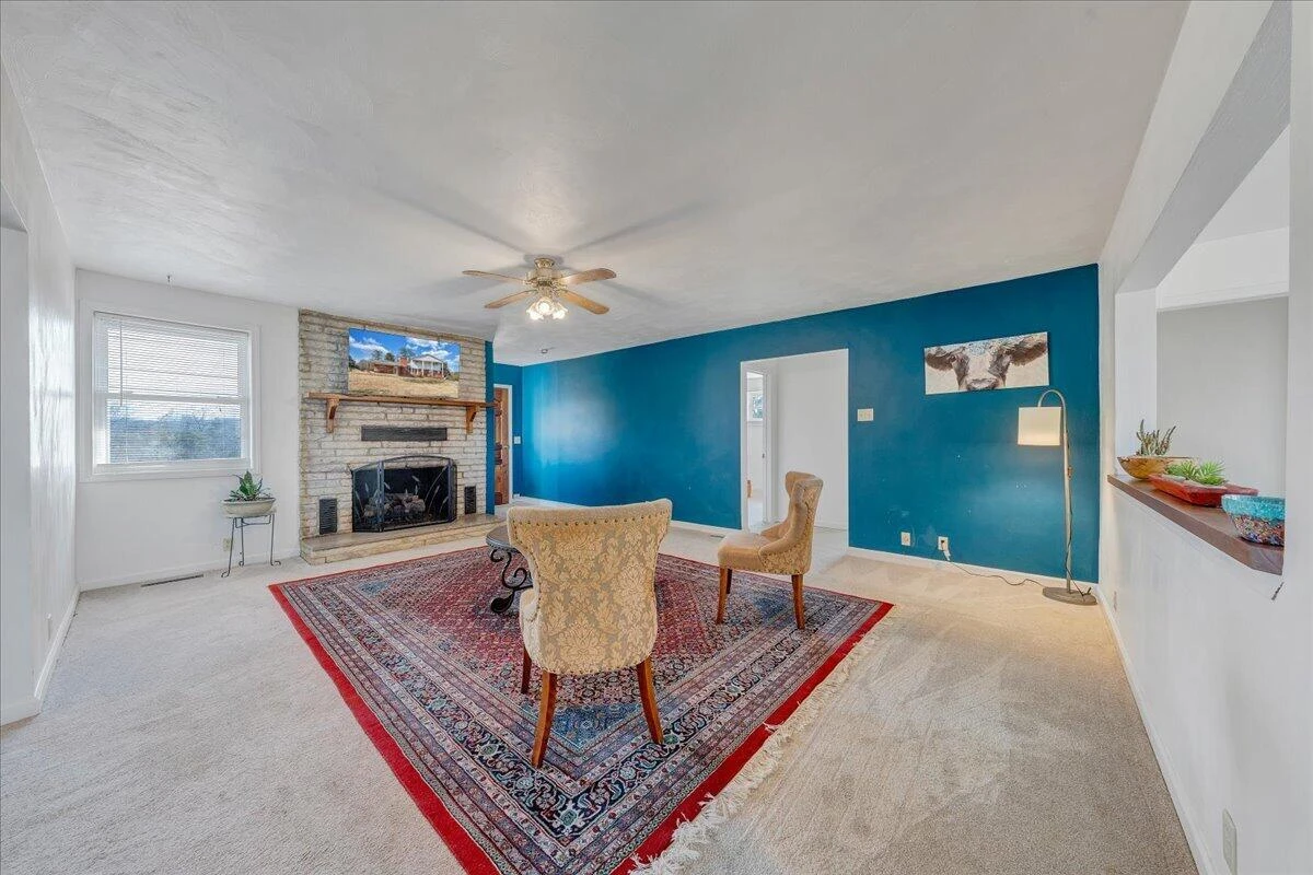 2555 Morgans Mill RD - Photo 14