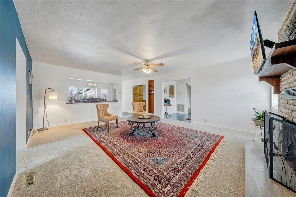 2555 Morgans Mill RD - Photo 15