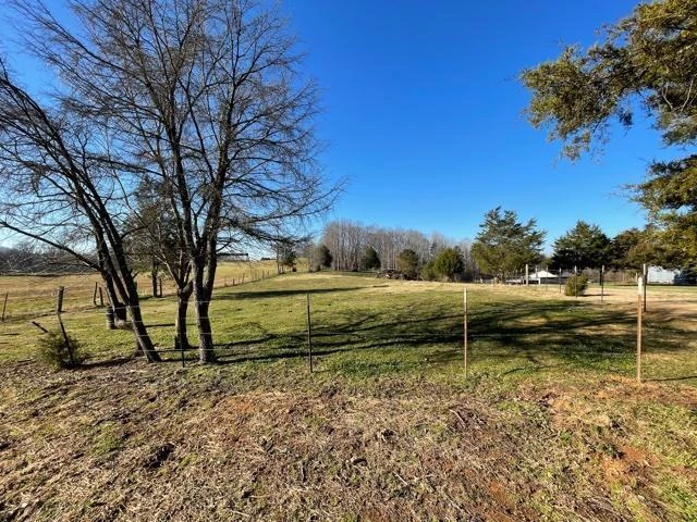 2555 Morgans Mill RD - Photo 119