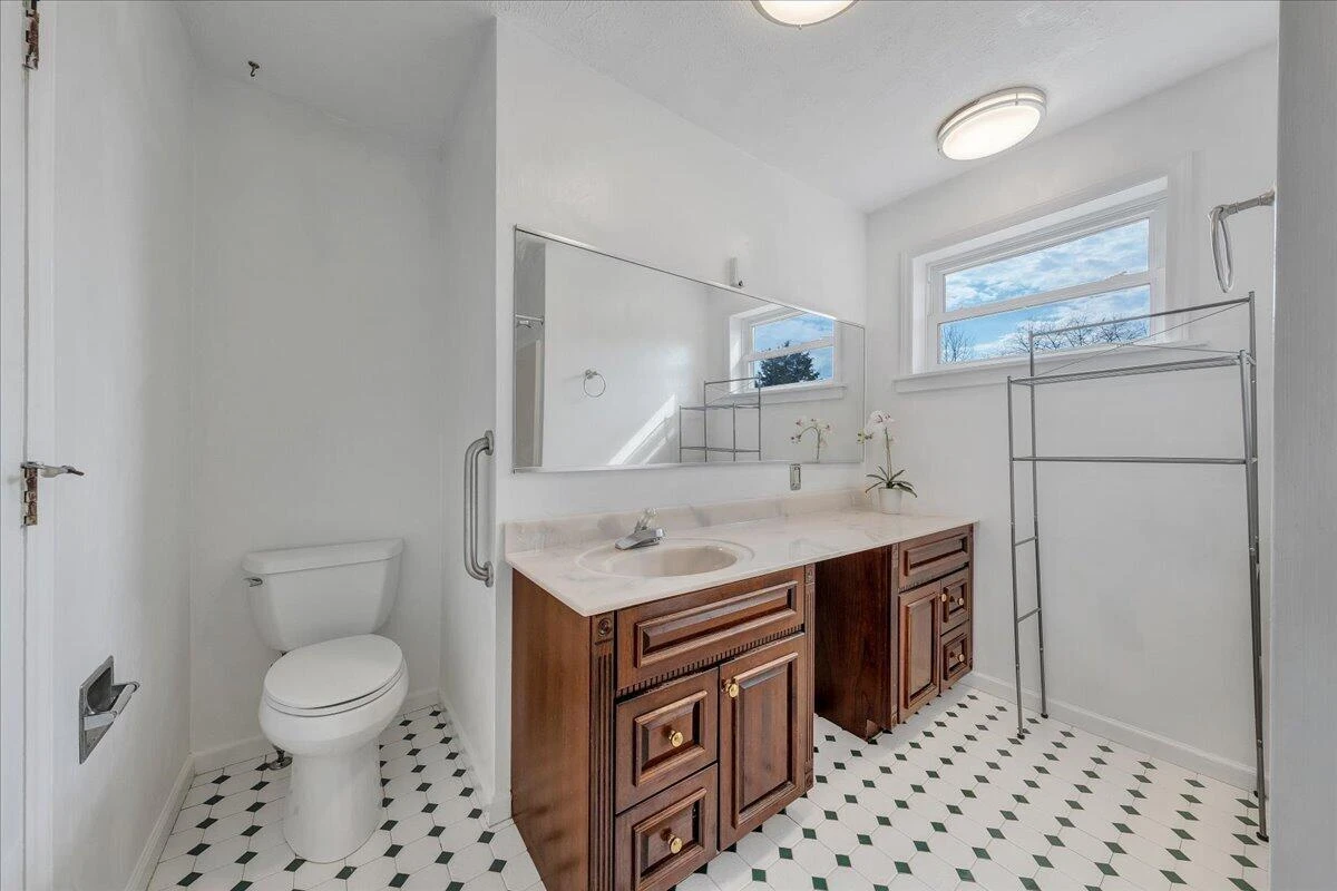 2555 Morgans Mill RD - Photo 28