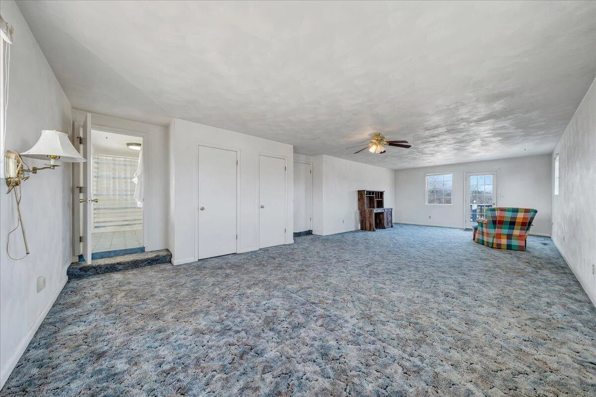 2555 Morgans Mill RD - Photo 34