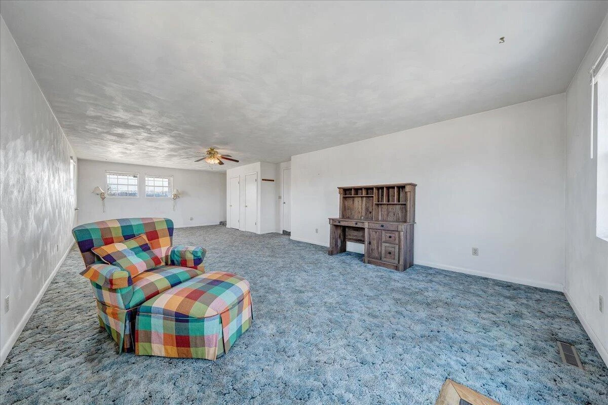 2555 Morgans Mill RD - Photo 36