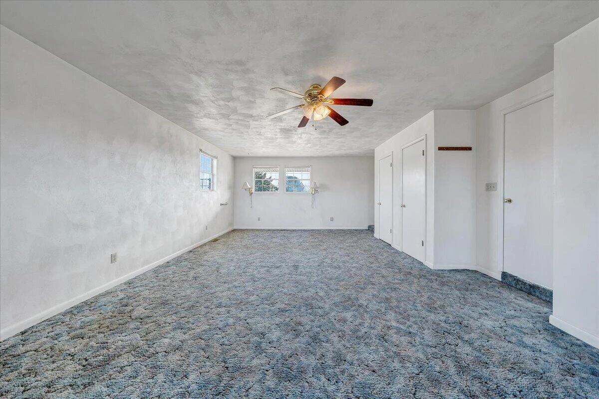 2555 Morgans Mill RD - Photo 37