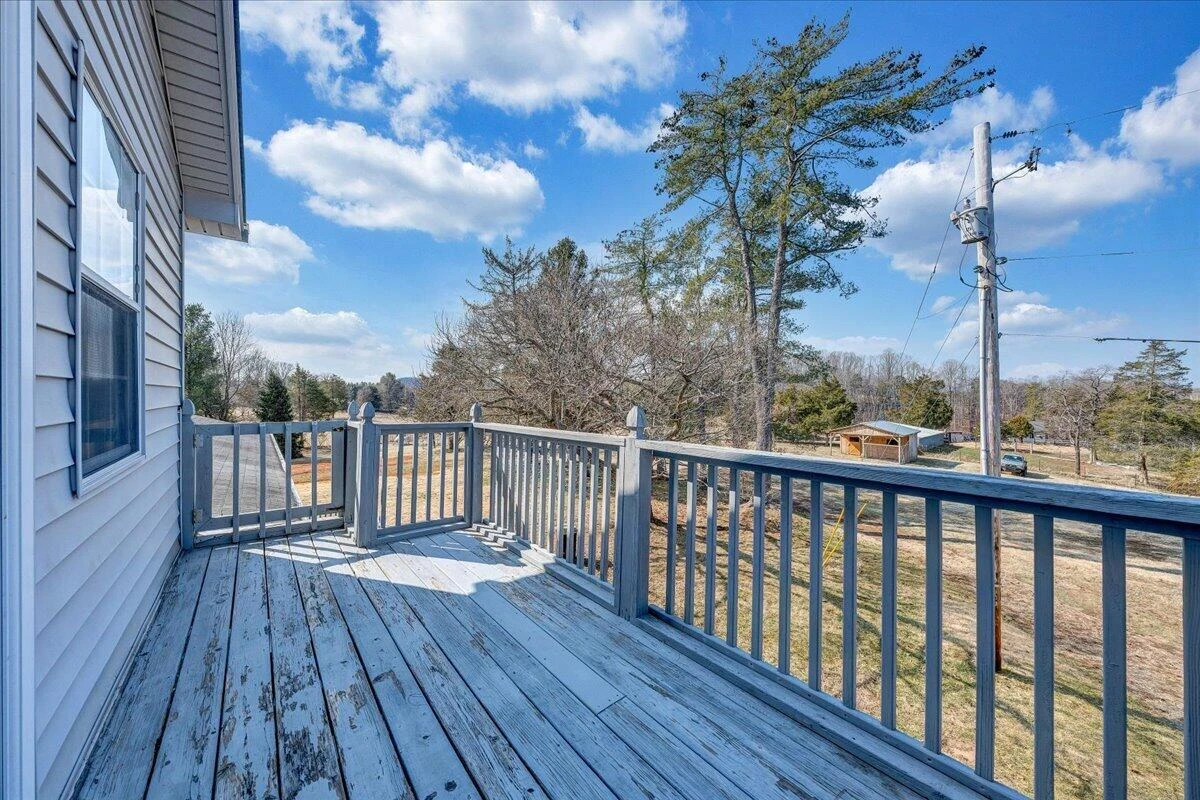 2555 Morgans Mill RD - Photo 38