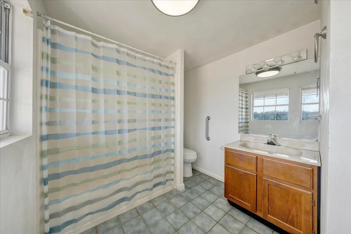 2555 Morgans Mill RD - Photo 41