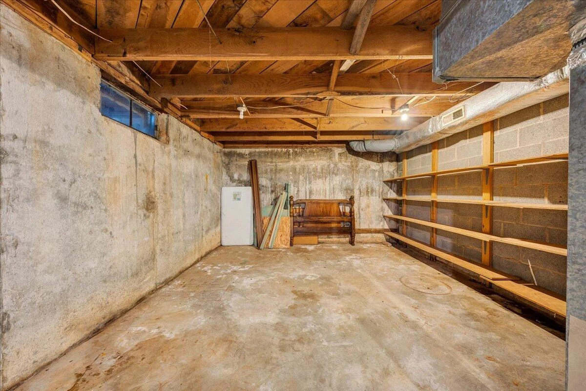 2555 Morgans Mill RD - Photo 44