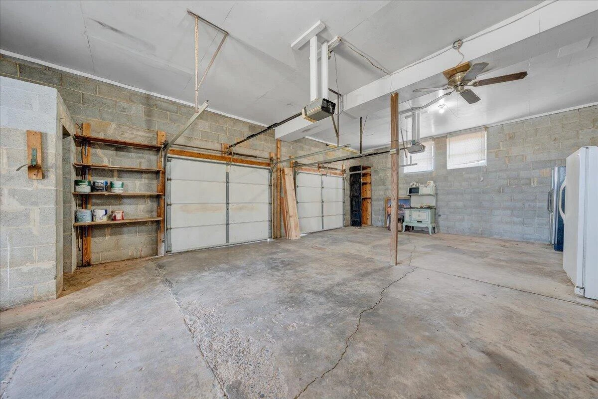 2555 Morgans Mill RD - Photo 49