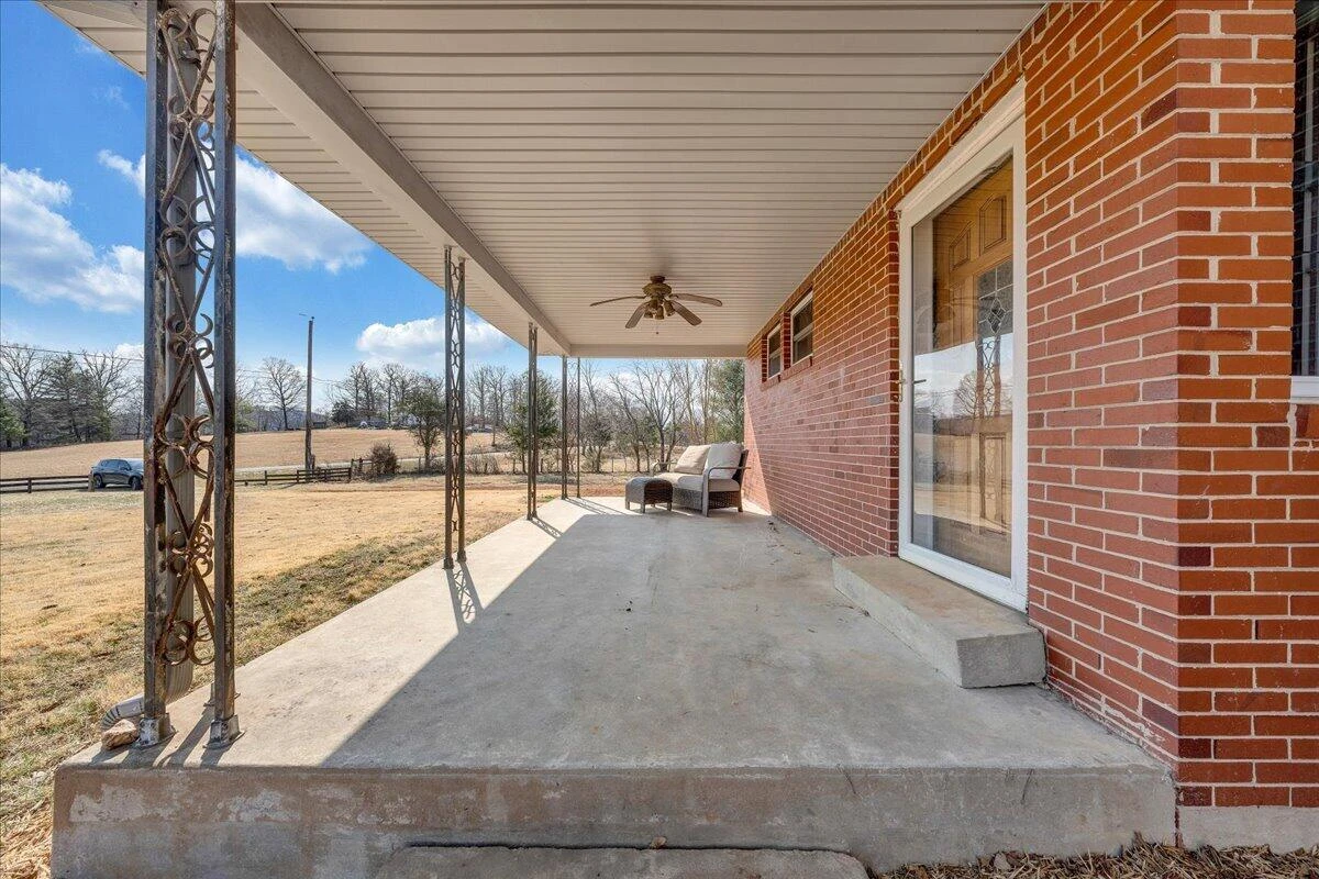 2555 Morgans Mill RD - Photo 52