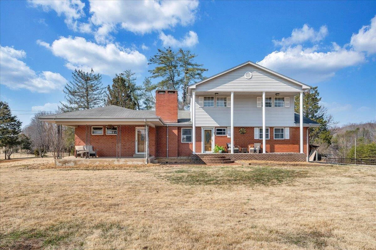 2555 Morgans Mill RD - Photo 55