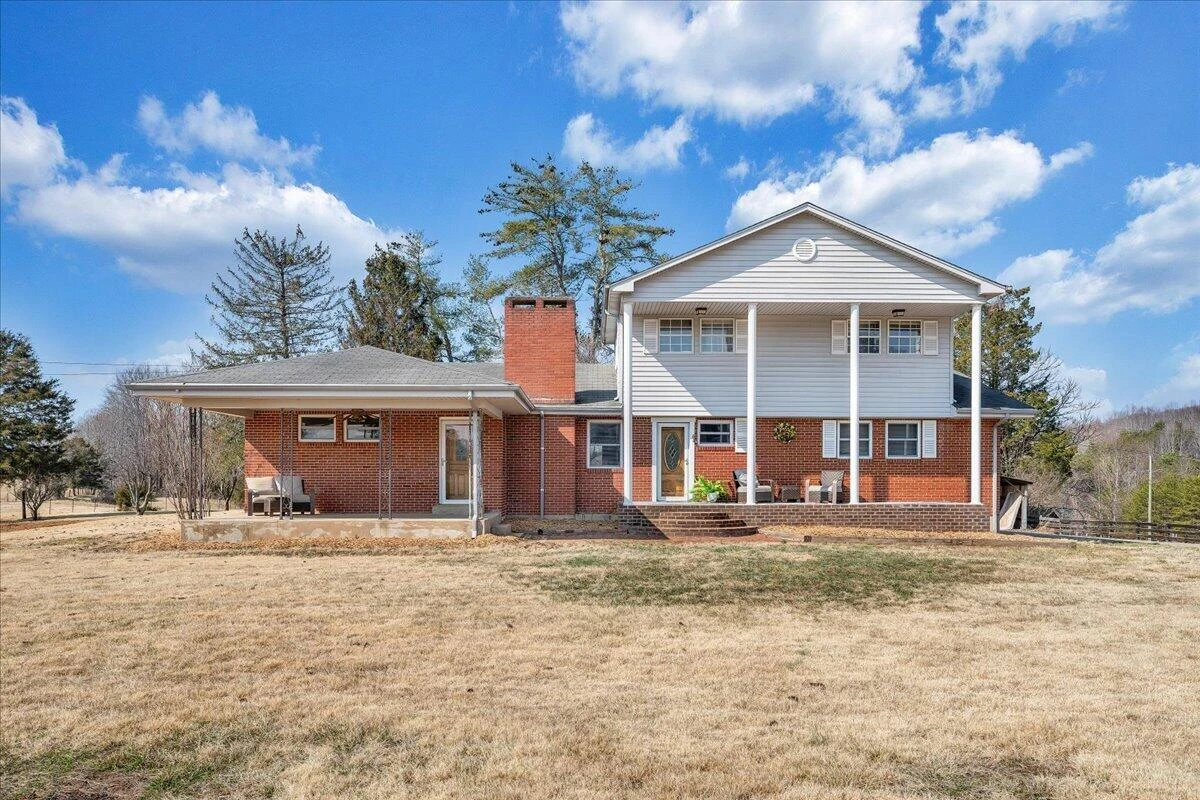 2555 Morgans Mill RD - Photo 56