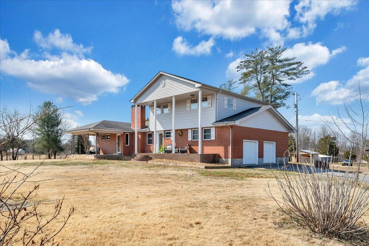 2555 Morgans Mill RD - Photo 58