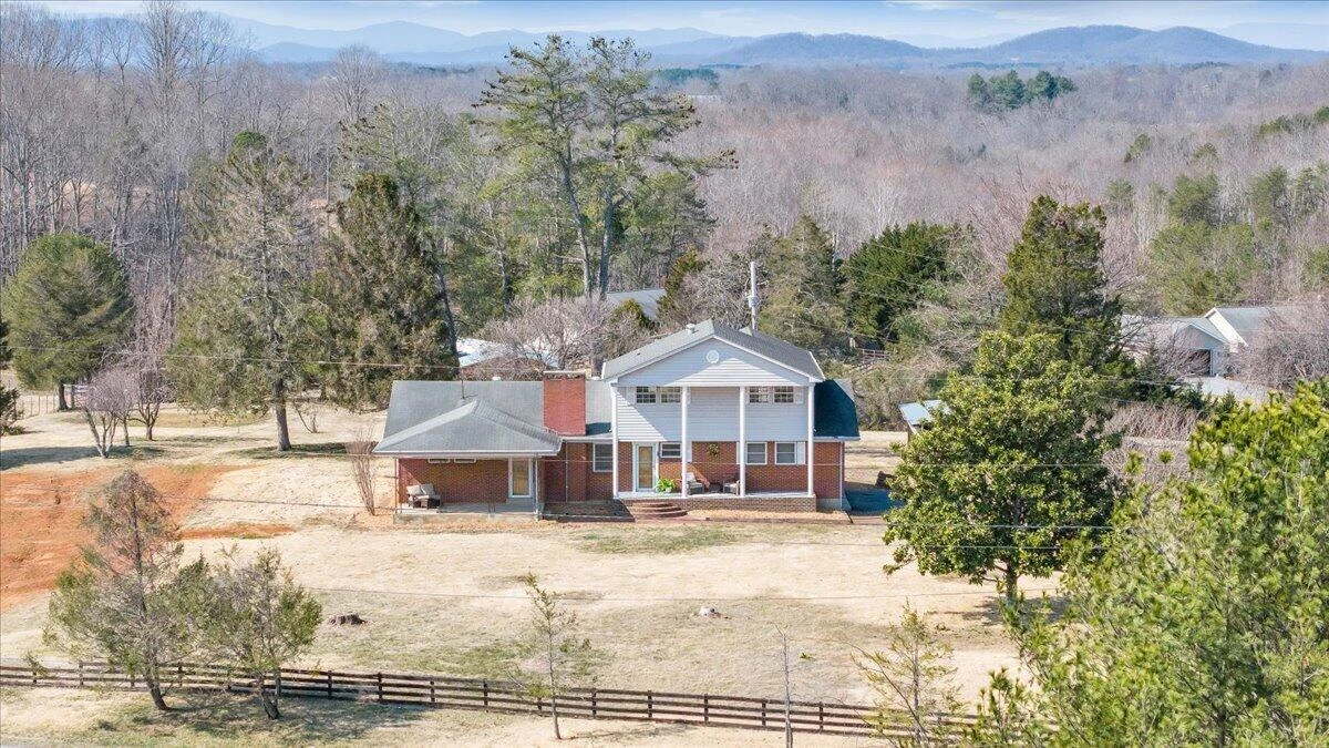 2555 Morgans Mill RD - Photo 94
