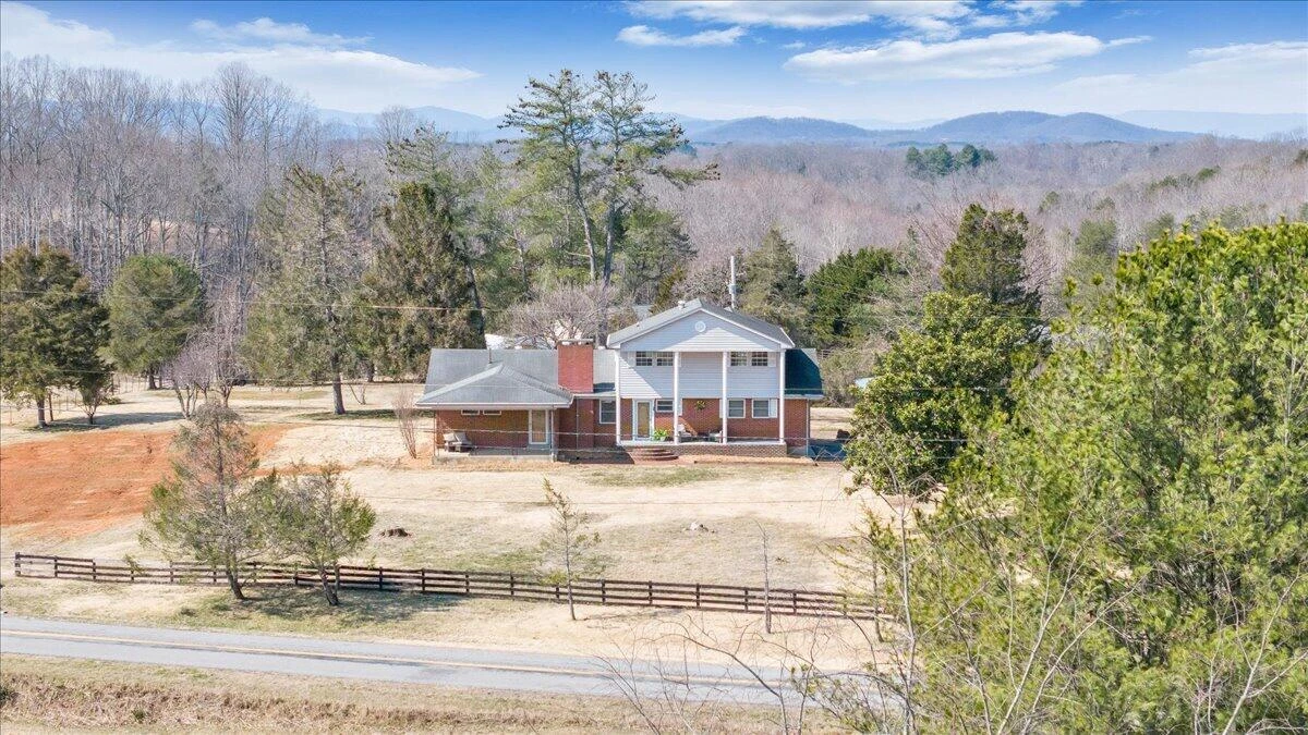 2555 Morgans Mill RD - Photo 97