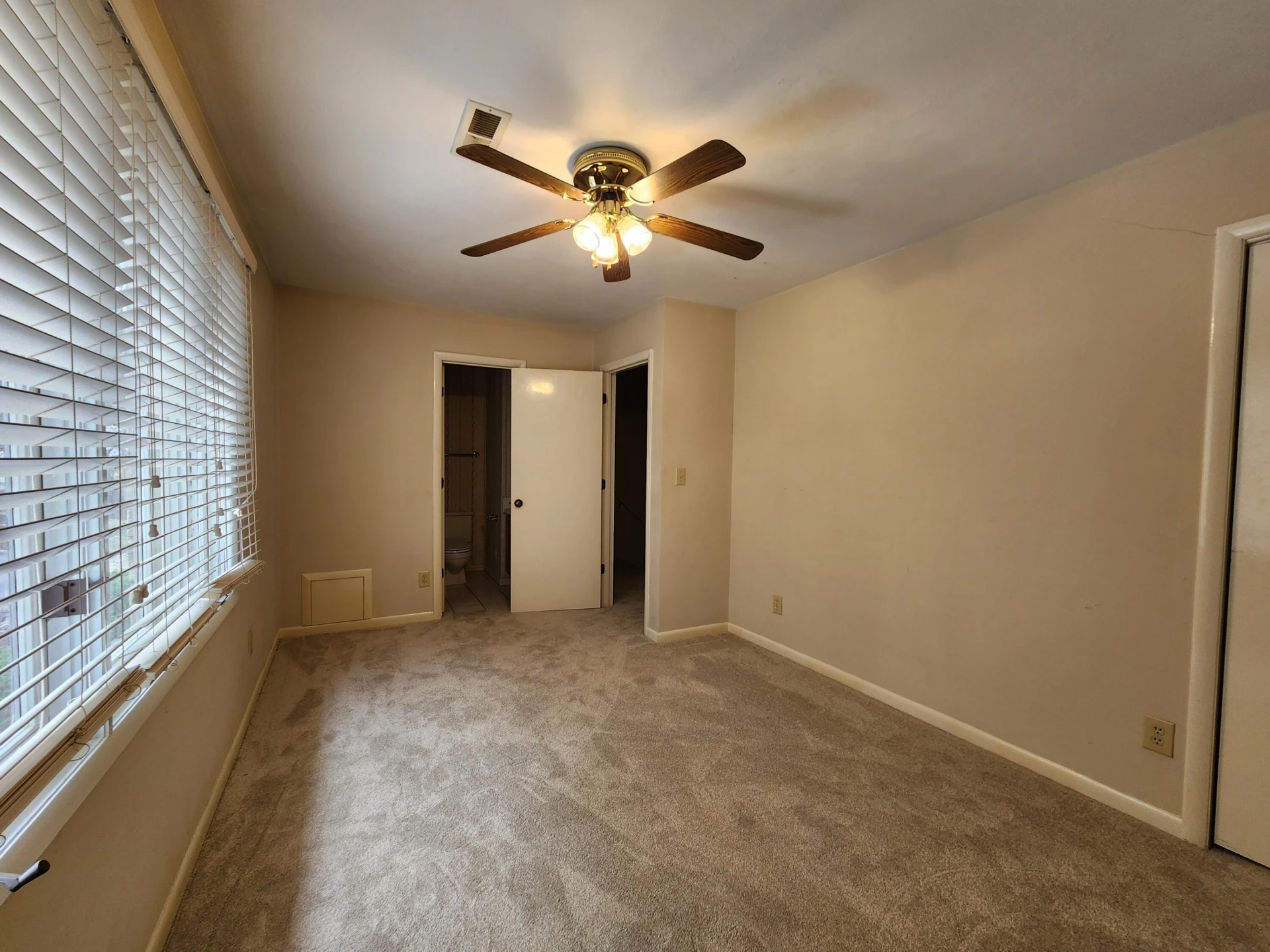 3363 Londonderry LN - Photo 12