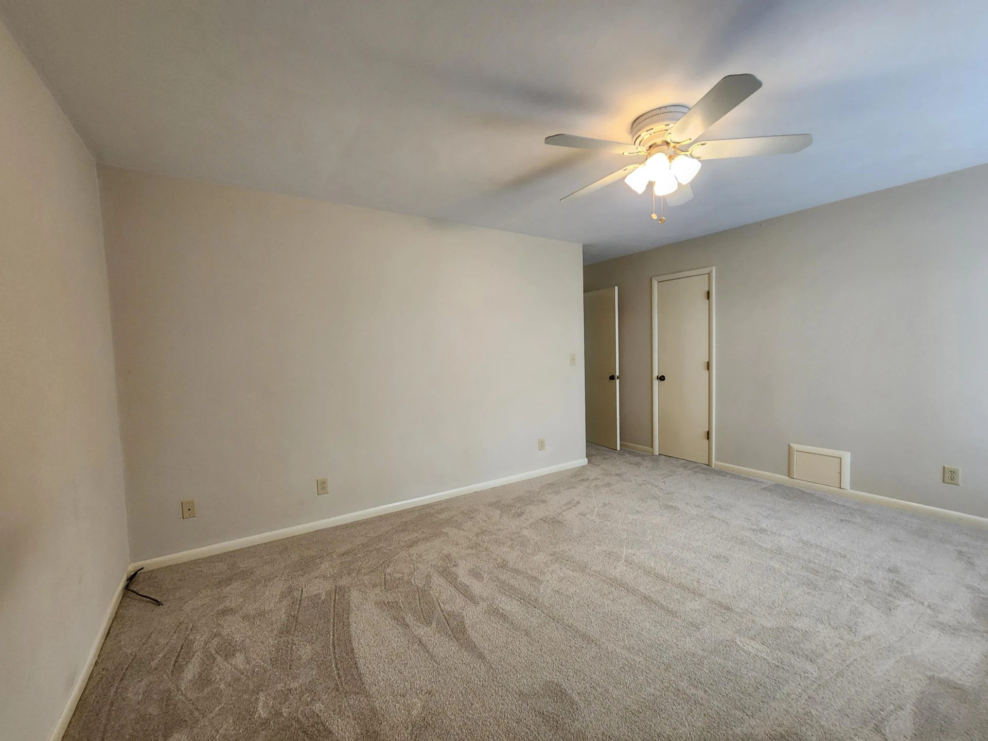 3363 Londonderry LN - Photo 17