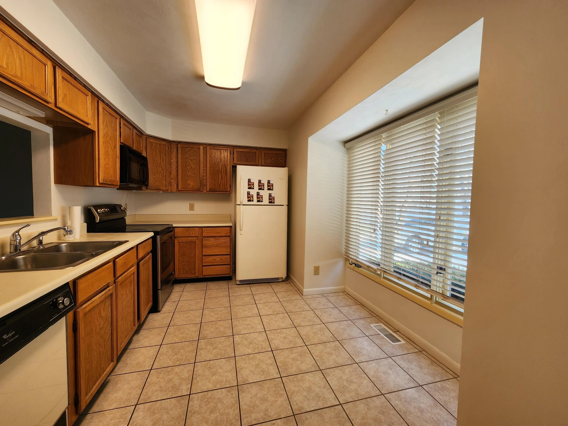 3363 Londonderry LN - Photo 8