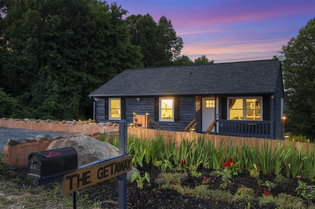 1039 Fosters Knob RD - Photo 38