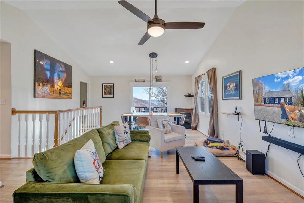 1039 Fosters Knob RD - Photo 4