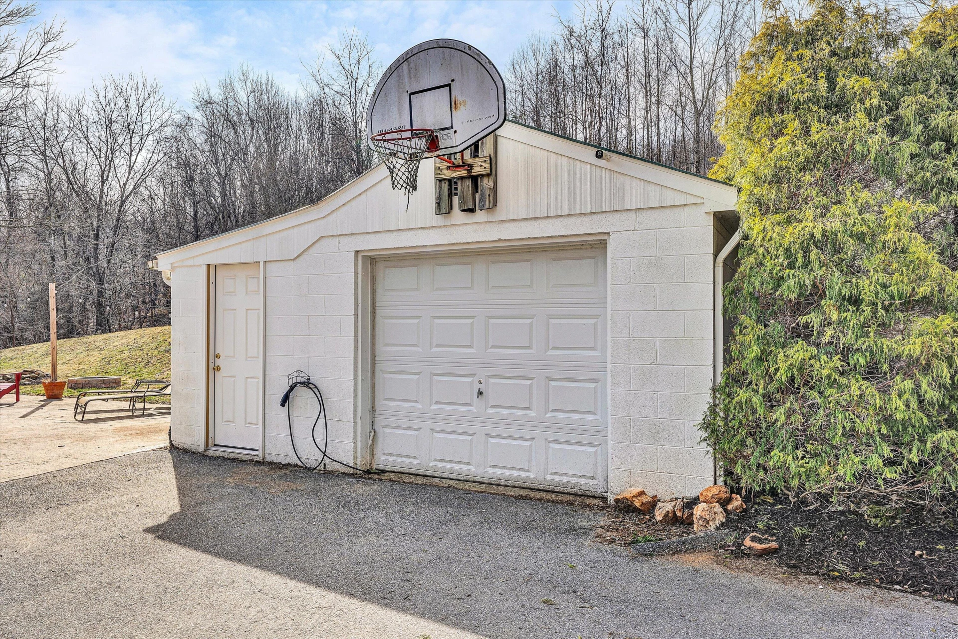 8340 Poplar Springs LN - Photo 42