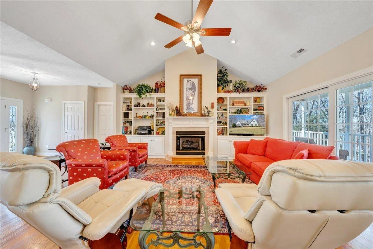 335 Camellia PL - Photo 10