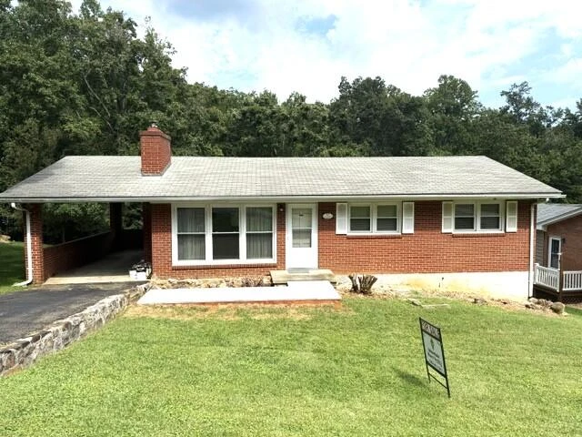 607 Heatherton DR