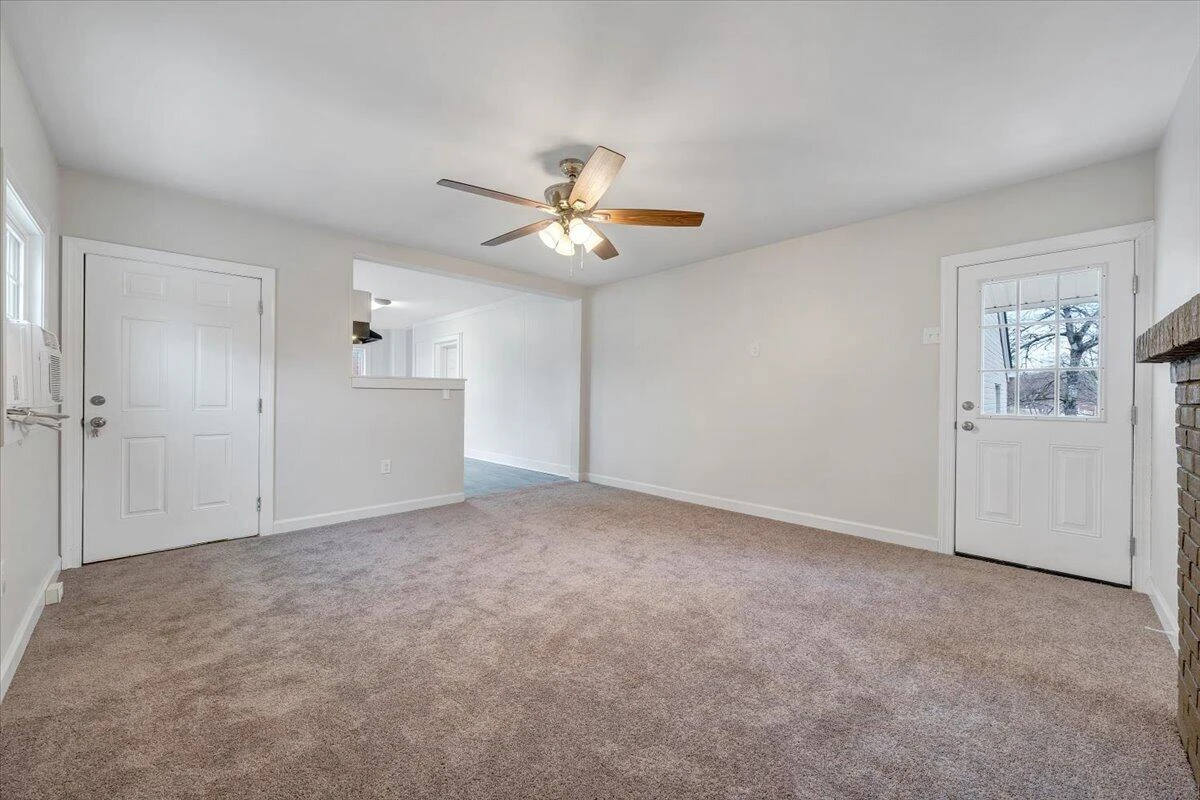 204 Beech ST NW - Photo 28