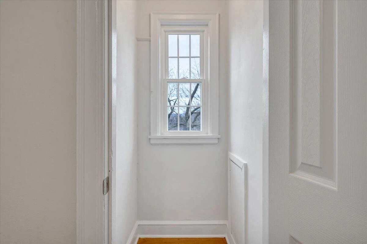 204 Beech ST NW - Photo 37