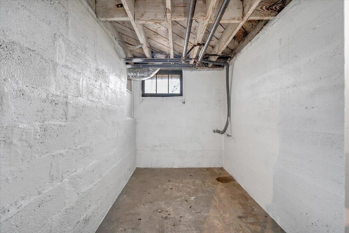 204 Beech ST NW - Photo 39