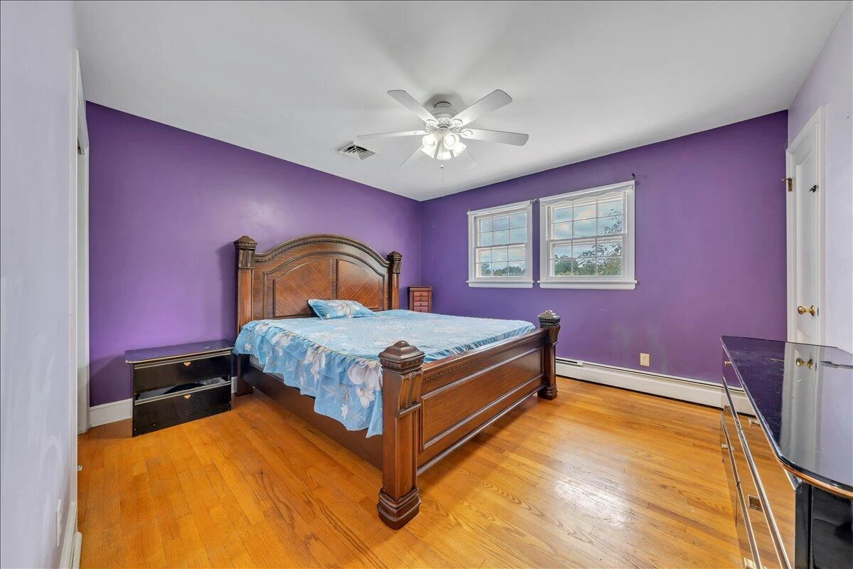 3417 Crittendon AVE NW - Photo 13