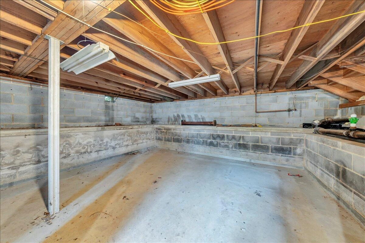 3417 Crittendon AVE NW - Photo 22